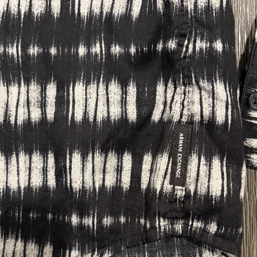 A/X Armani Exchange Black and White Men's XL long sleeve Shirt - Picture 3 of 9